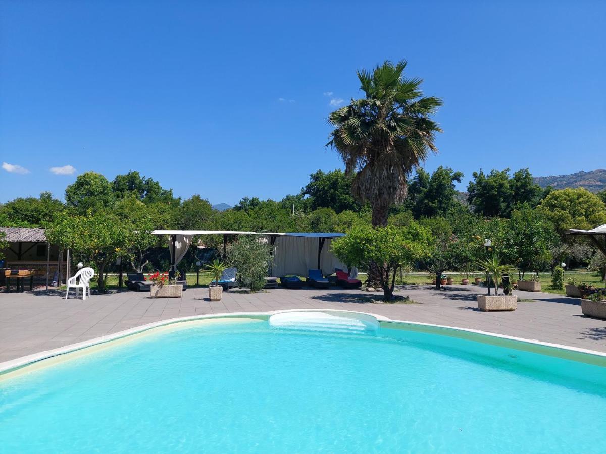 Villa Piersepp B&B トラッピテッロ エクステリア 写真
