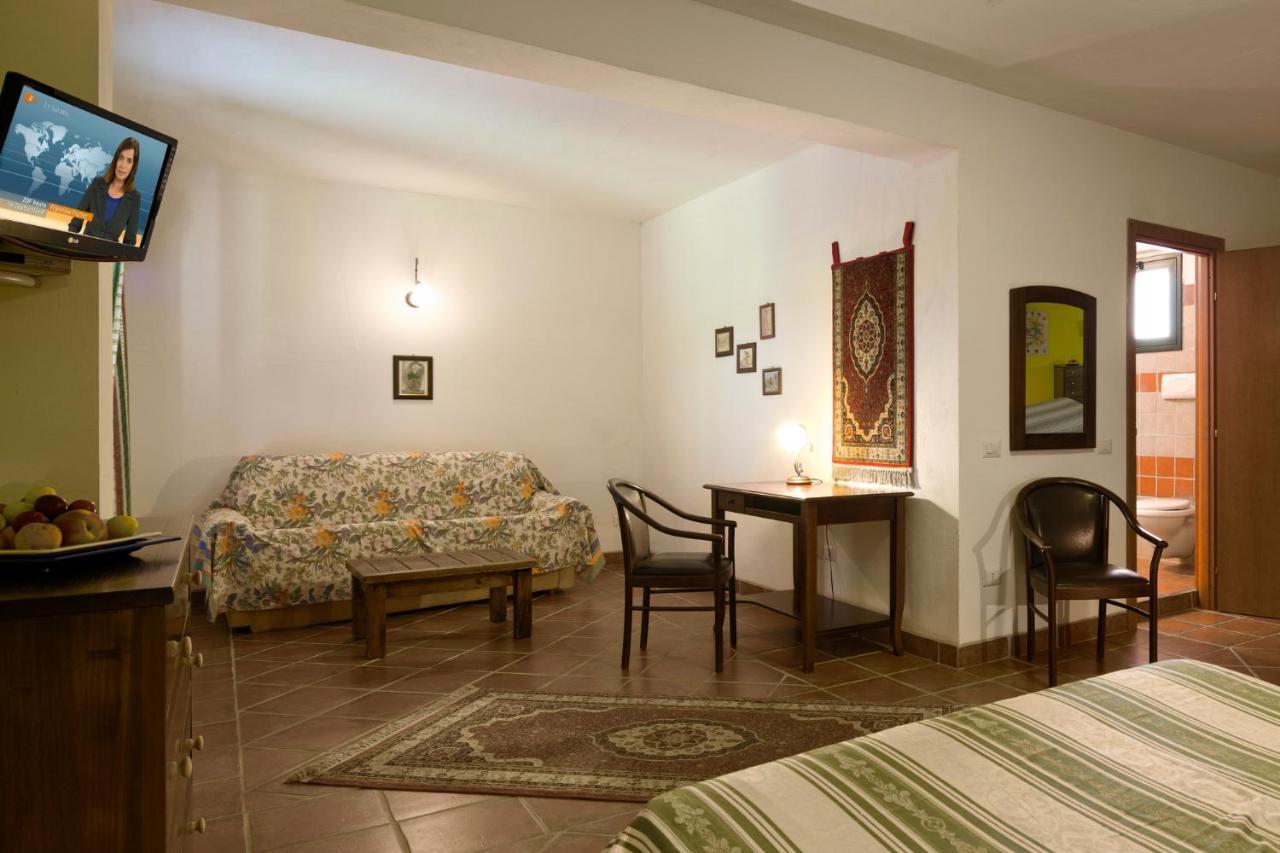 Villa Piersepp B&B トラッピテッロ エクステリア 写真