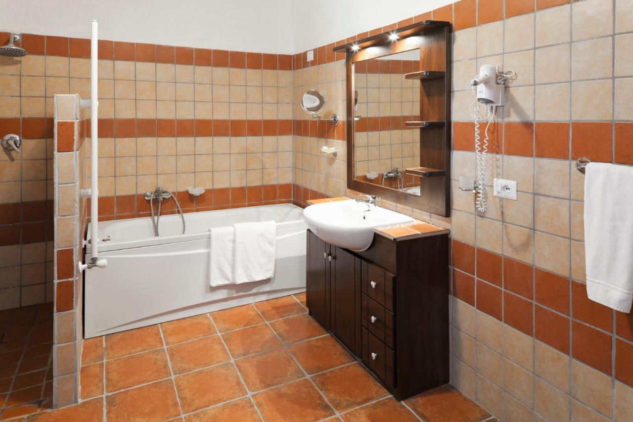Villa Piersepp B&B トラッピテッロ エクステリア 写真