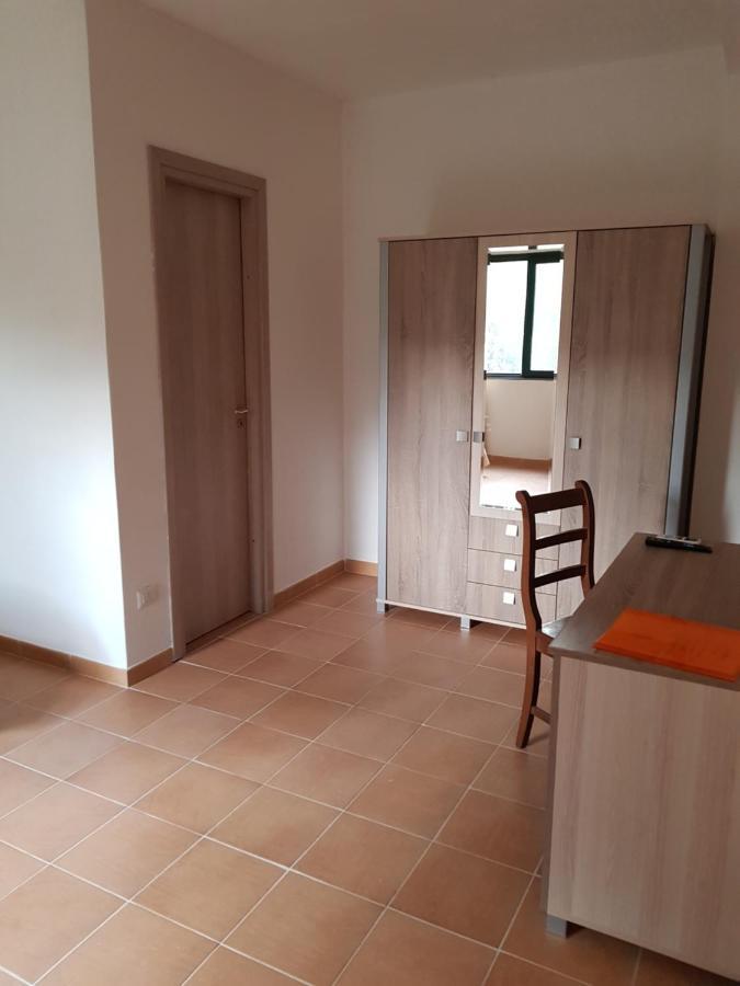 Villa Piersepp B&B トラッピテッロ エクステリア 写真